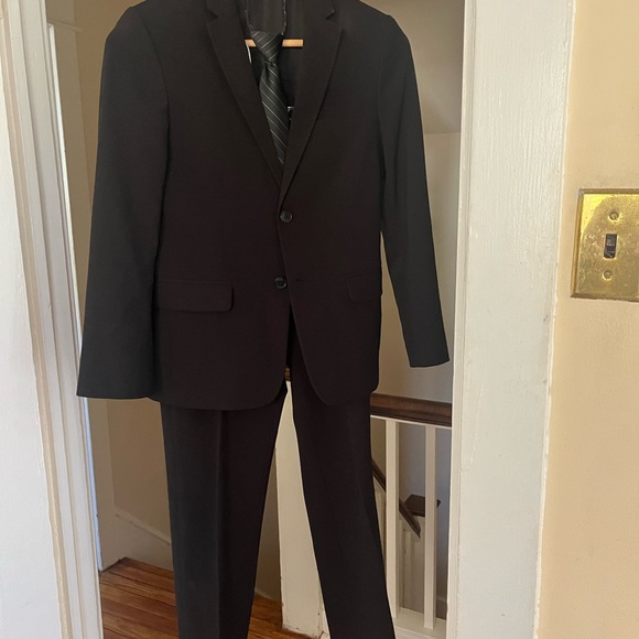 Boys size 14 jacket, pants and tie - Picture 2 of 2